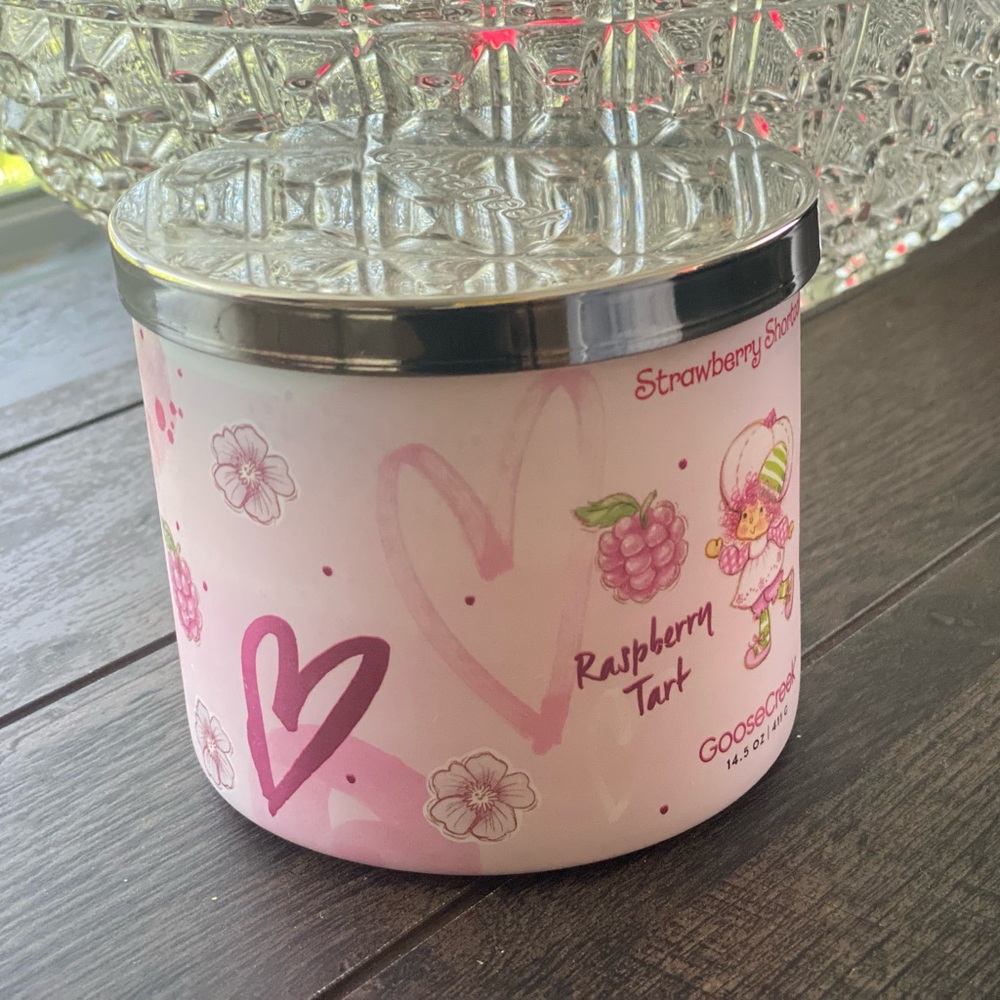 Strawberry Shortcake Goose Creek Raspberry Tart  14.5 oz  3 Wick Candle - Picture 10 of 12
